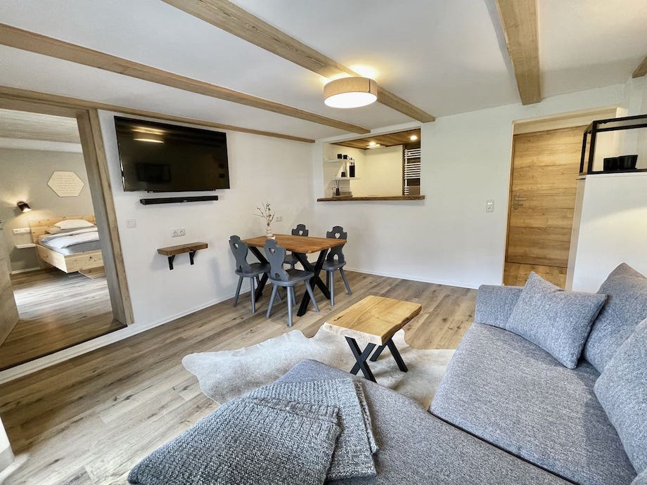 Rustikal moderne Unterkunft in Bad Hindelang für deinen Urlaub im Allgäu